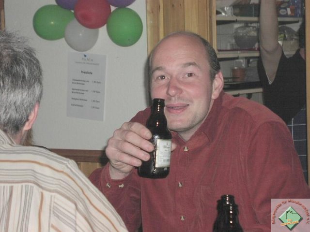 ue30_2004_071