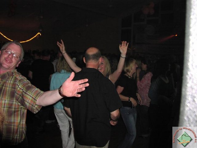 ue30_2009_031