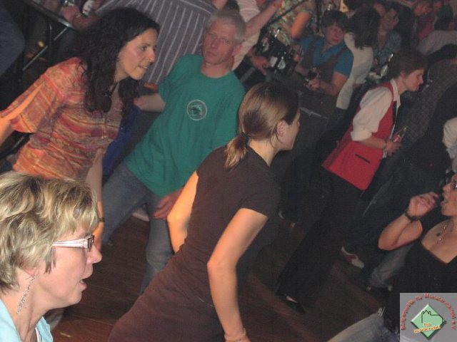 ue30_2009_089