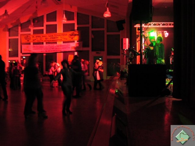 ue30_2010_38