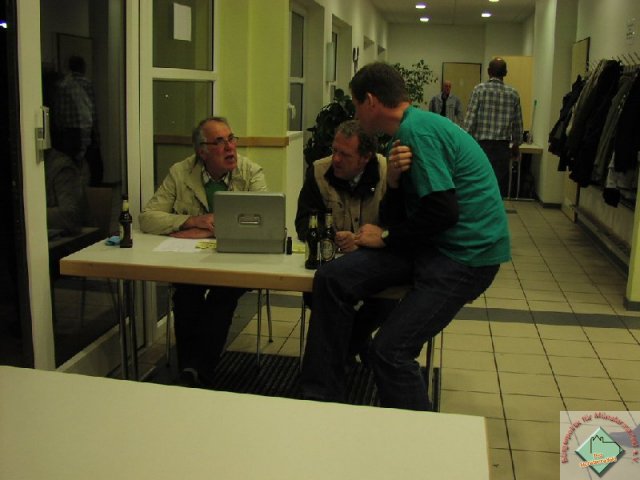 ue30_2010_46