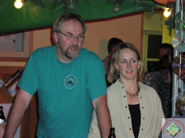 ue30_2010_99