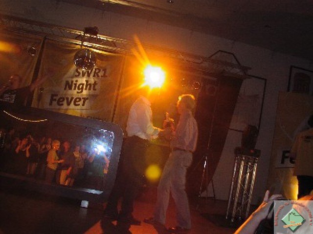 ue30_2012_062
