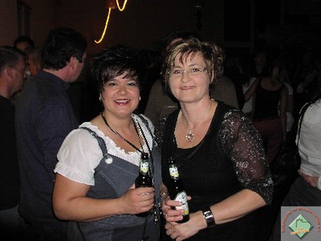 ue30_2012_096