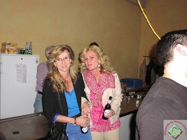 ue30_2012_109