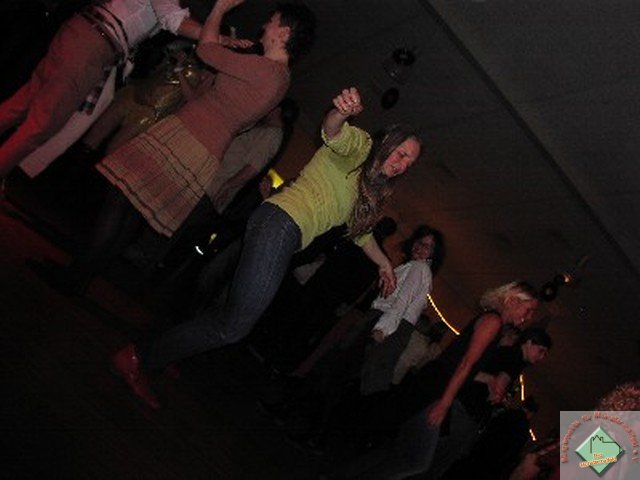 ue30_2012_136