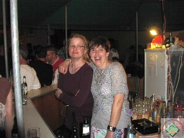 ue30_2012_148